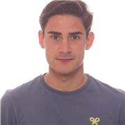 Estudiante de Educación Primaria con experiencia trabajando con niños, tanto en ámbitos educativos como deportivos